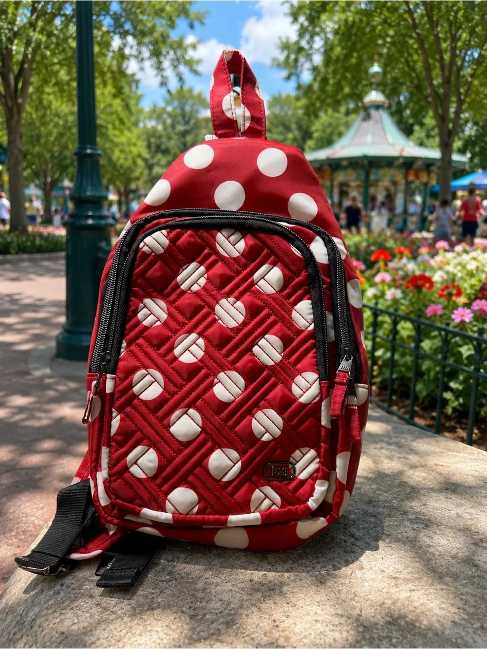 Lug Scurry Sling Bag - Crimson Large Dot - Picture 1 of 5